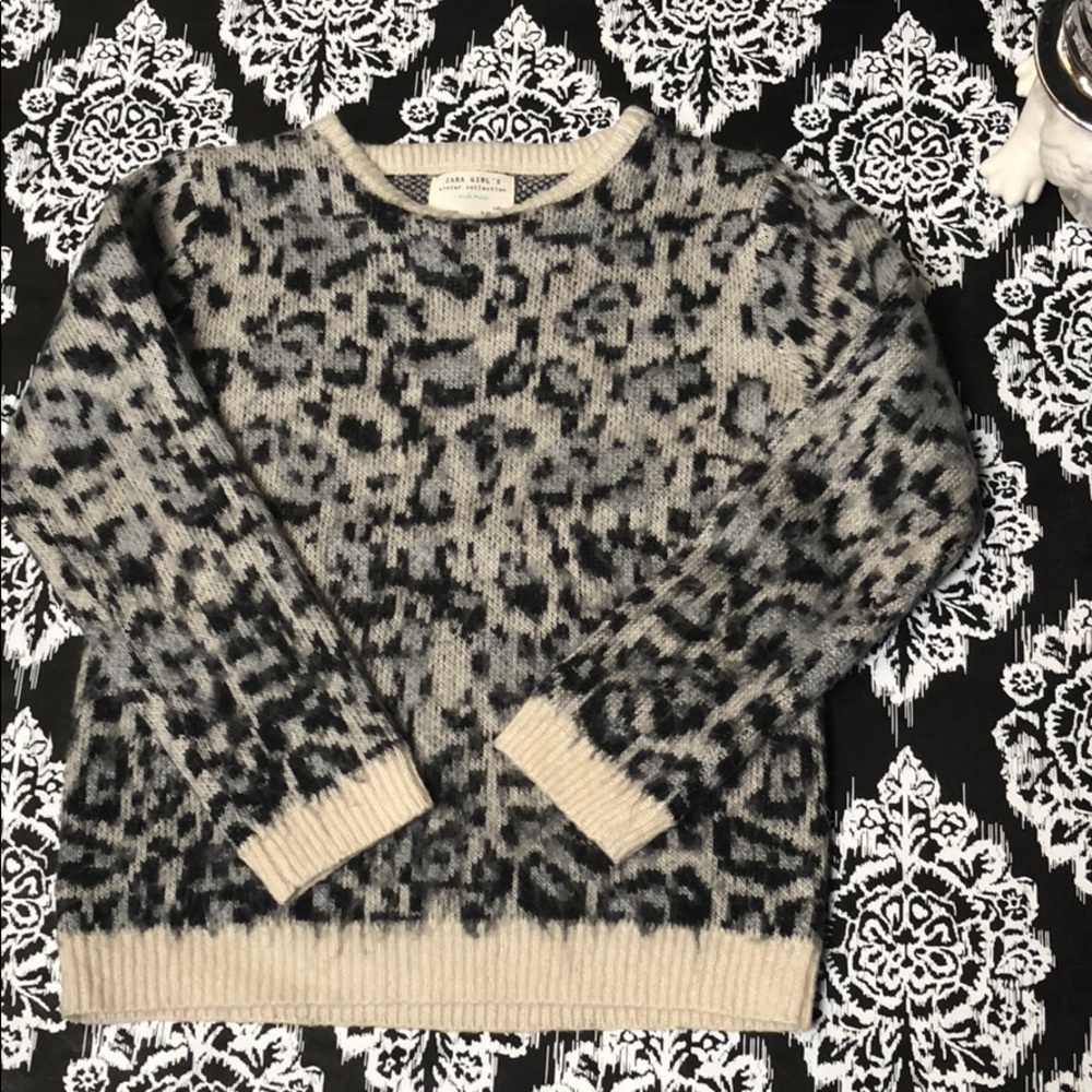 Zara girls 9-10 sweater great condition